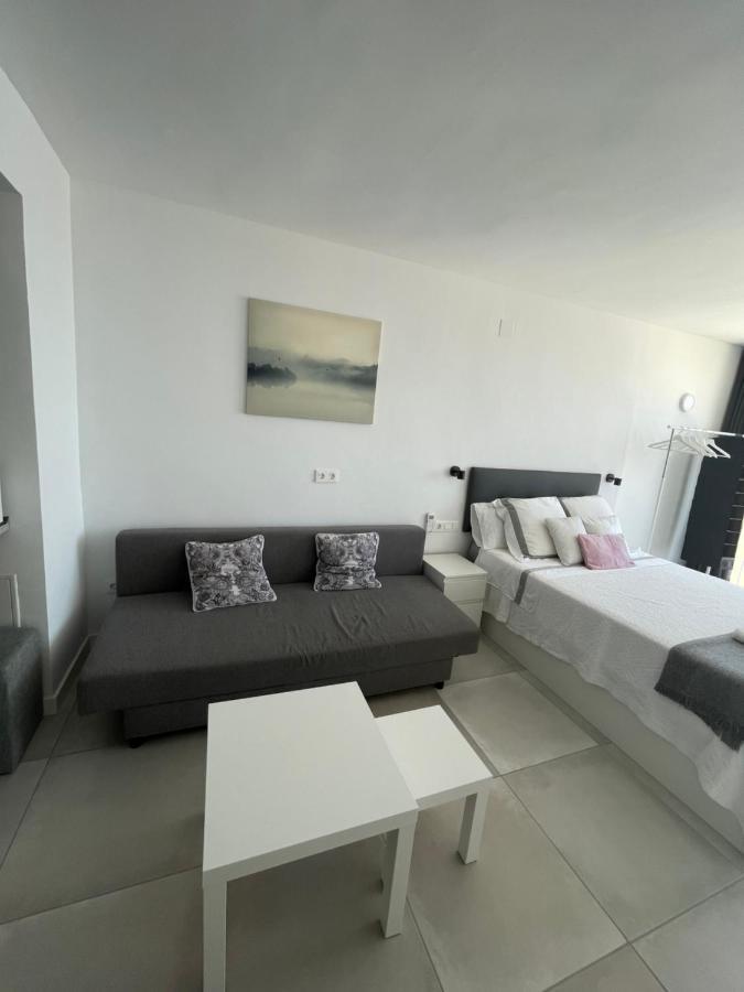 Apartamento con vistas al mar a metros de la playa Carihuela Soleil Lejlighed Torremolinos Eksteriør billede