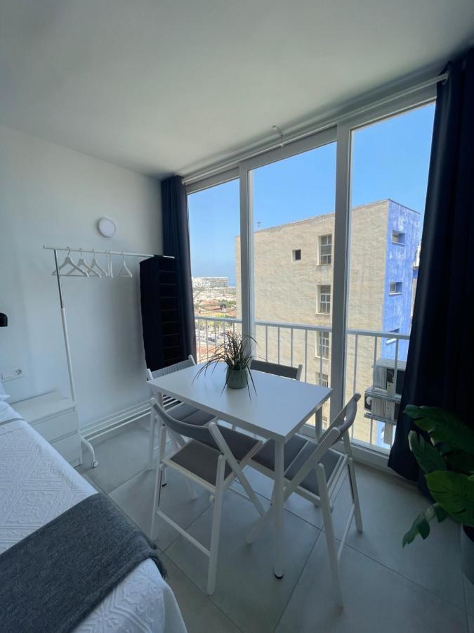 Apartamento con vistas al mar a metros de la playa Carihuela Soleil Lejlighed Torremolinos Eksteriør billede