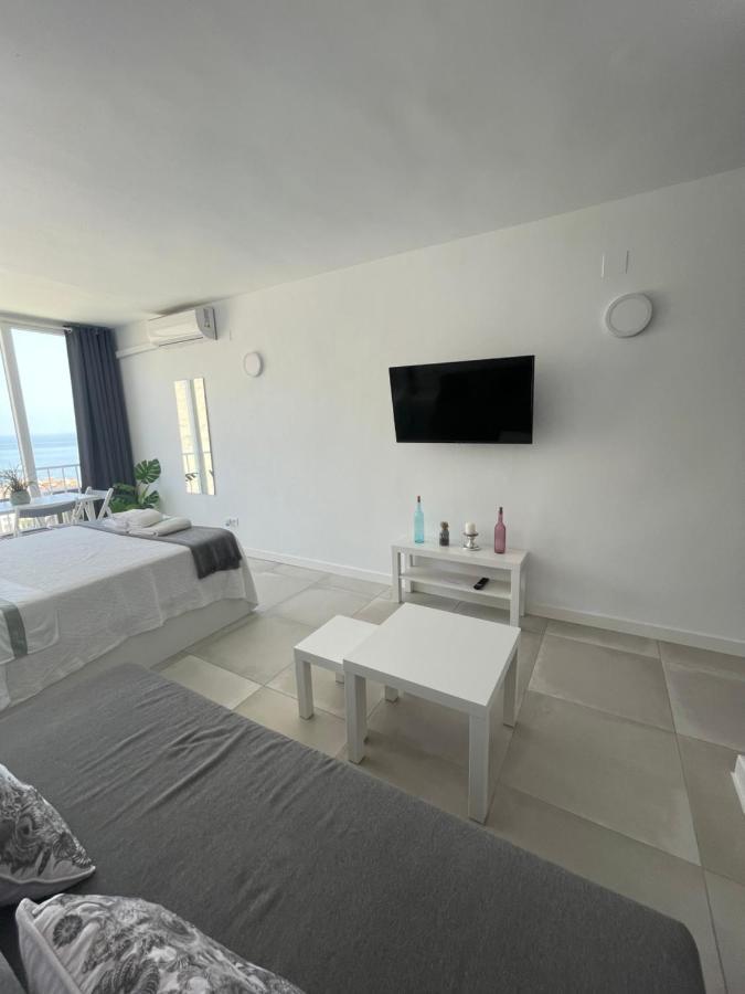 Apartamento con vistas al mar a metros de la playa Carihuela Soleil Lejlighed Torremolinos Eksteriør billede